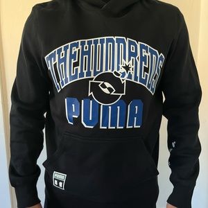 double layer hood, rib triangle, cuffs and waistband made out of organic cotton